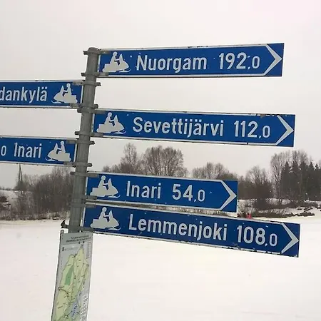 아파트 By The River *