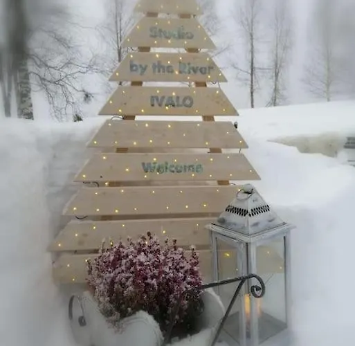 Lägenhet By The River