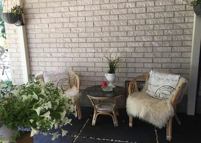 By The River Lägenhet